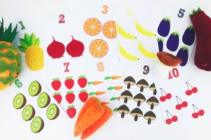 Practice Counting, Sorting, and so much more with these FREE Printable Farmer's Market Flashcards by Mama Life Inspiration on The Littles & Me