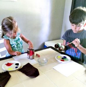 Easy DIY Binoculars perfect for exploring your backyard or pretending to camp!