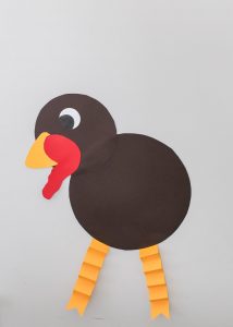 Get ready to gobble up some turkey with these 3 Kid-Approved Friendsgiving Activities that are the perfect addition to your Thanksgiving or Friendsgiving get togethers. Easy ideas for pin the tail on the turkey and more!