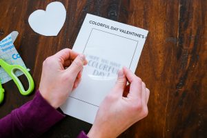 Looking for a fun and personalized card that is sure to brighten someone's day? This simple Valentine's Day card for kids to make is perfect for Valentine's Day, grandparents day, a birthday, or any day in between!