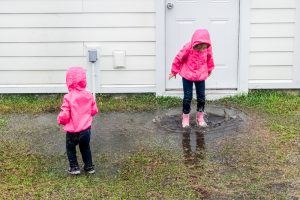 Add a little bit of sunshine to a rainy day by creating a Rainy Day Box ahead of time. It’s full of simple and creative ideas for a fun filled day at home. Includes FREE printables so you can make your own Rainy Day Box + a list of 25 Rainy Day Activities for Kids.