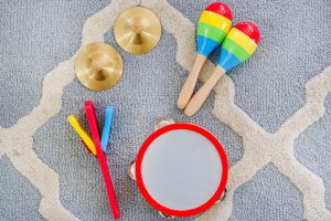 Create a joyful noise band! Perfect activities to do with your kids