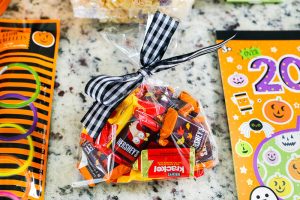 Grab your favorite treats and get ready to surprise friends and neighbors with this fun You've Been Booed Halloween Family Activity. It's the perfect way to get kids of all ages involved in spreading light and joy during the Halloween season. Includes free printable "Boo" tags that are easy to print, pair with a few goodies and watch the Halloween cheer spread.