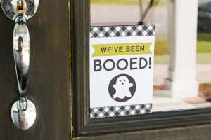 Grab your favorite treats and get ready to surprise friends and neighbors with this fun You've Been Booed Halloween Family Activity. It's the perfect way to get kids of all ages involved in spreading light and joy during the Halloween season. Includes free printable "Boo" tags that are easy to print, pair with a few goodies and watch the Halloween cheer spread.